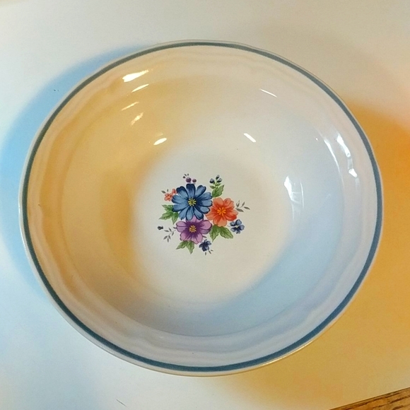 Provincial Bouquet Stoneware Bowl - Picture 1 of 5